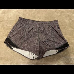 Heather grey   lululemon Hotty hot size 10 4’